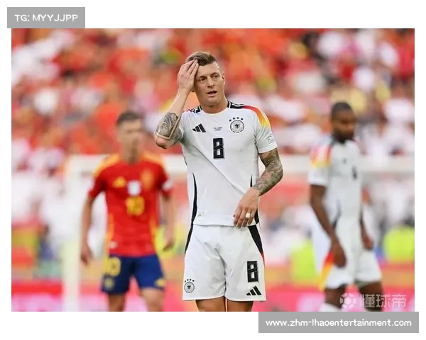 克罗斯或重返德国队备战2024欧洲杯引发球迷热议